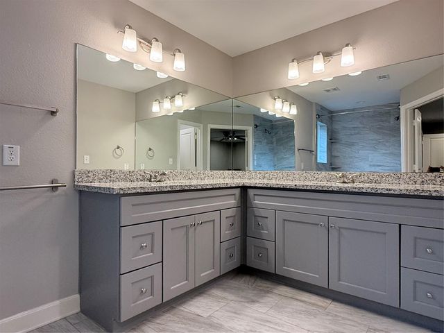 802 Sundance Valley Drive, Katy, TX 77450