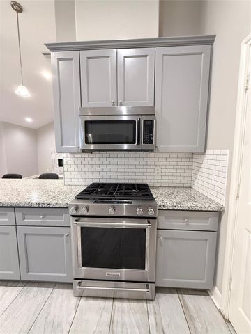 802 Sundance Valley Drive, Katy, TX 77450
