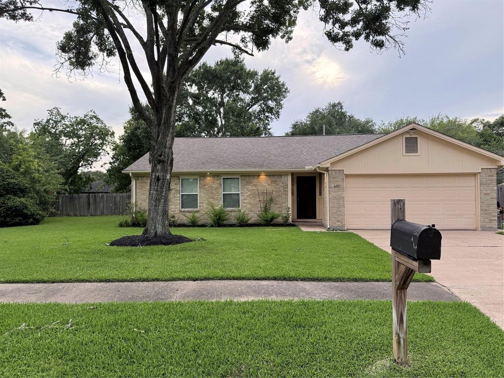 802 Sundance Valley Drive, Katy, TX 77450
