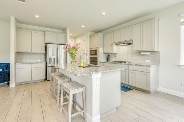 208 Stone Canyon DR, Georgetown, TX 78628
