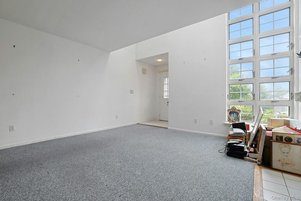 5 Pinewood Drive, White Plains, NY 10603 — photo 4