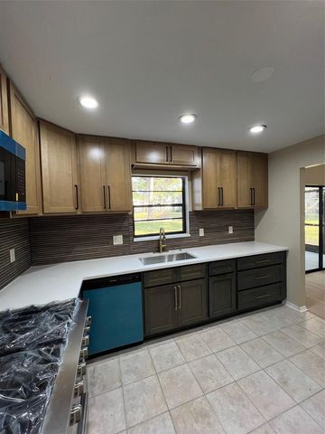 5970 80TH STREET N 101, St Petersburg, FL 33709