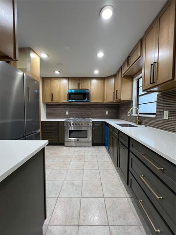 5970 80TH STREET N 101, St Petersburg, FL 33709