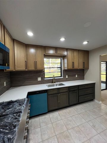 5970 80TH STREET N 101, St Petersburg, FL 33709