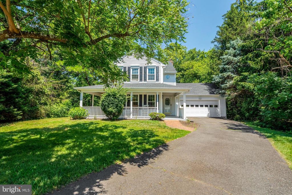 10051 FIELD CT, Manassas, VA 20110