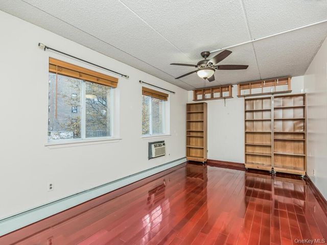 3350 14th Street, Astoria, NY 11106