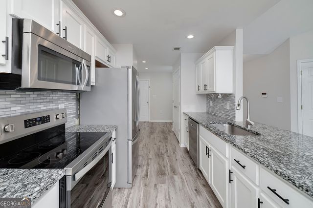 524 Leguin Mill Road, Locust Grove, GA 30248