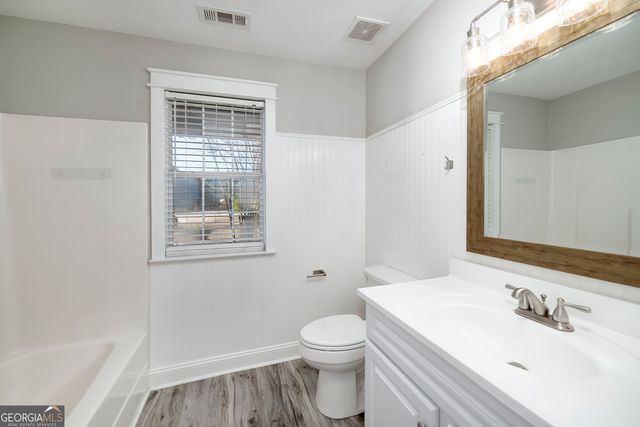 524 Leguin Mill Road, Locust Grove, GA 30248