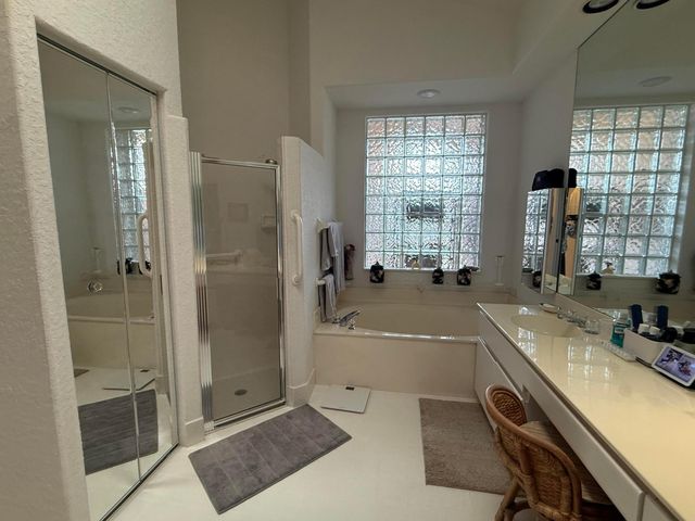 6350 Evian Place, Boynton Beach, FL 33437