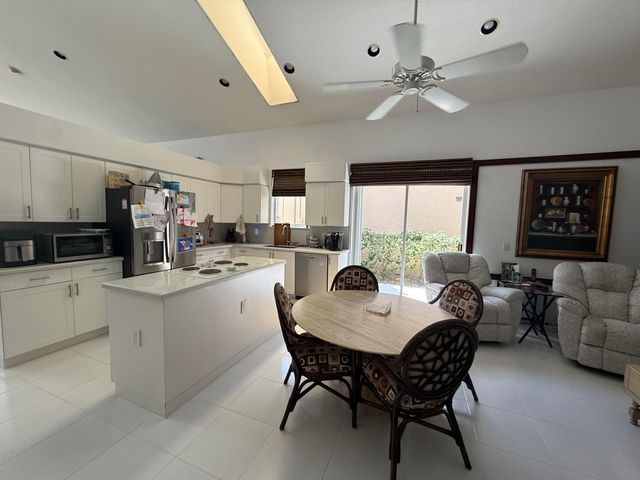 6350 Evian Place, Boynton Beach, FL 33437