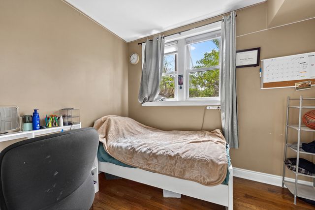 4602 S Albany Avenue, Chicago, IL 60632