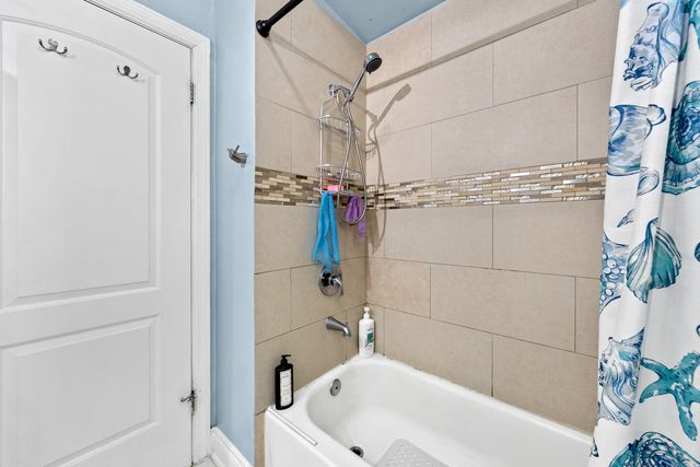 4602 S Albany Avenue, Chicago, IL 60632