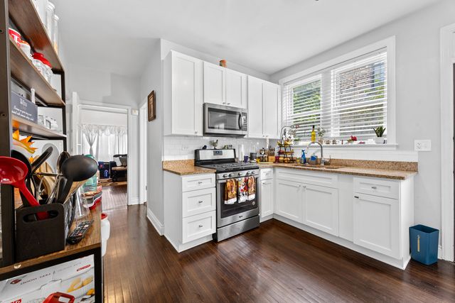 4602 S Albany Avenue, Chicago, IL 60632
