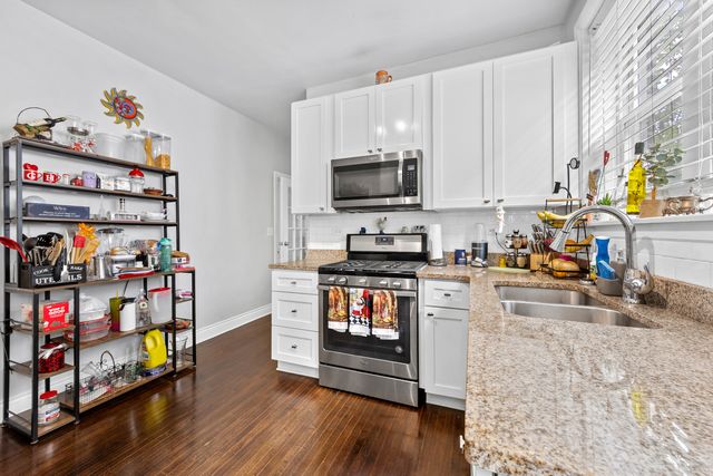4602 S Albany Avenue, Chicago, IL 60632