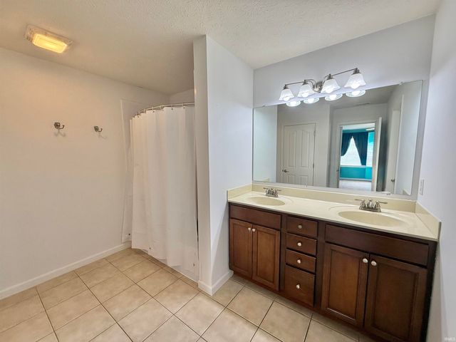 4560 Marble Drive, Newburgh, IN 47630