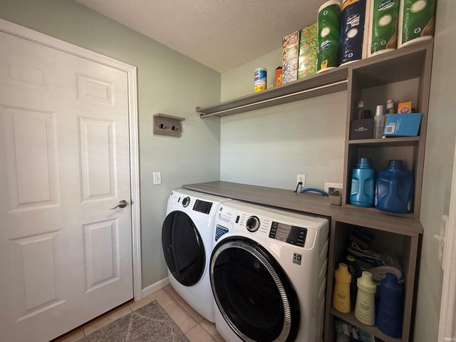 4560 Marble Drive, Newburgh, IN 47630