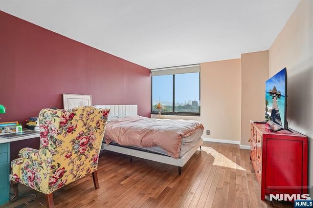 770 Anderson Avenue 11C, Cliffside Park, NJ 07010