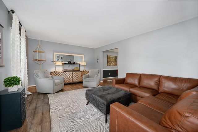 123 Lookout Farm Drive, Crestview Hills, KY 41017