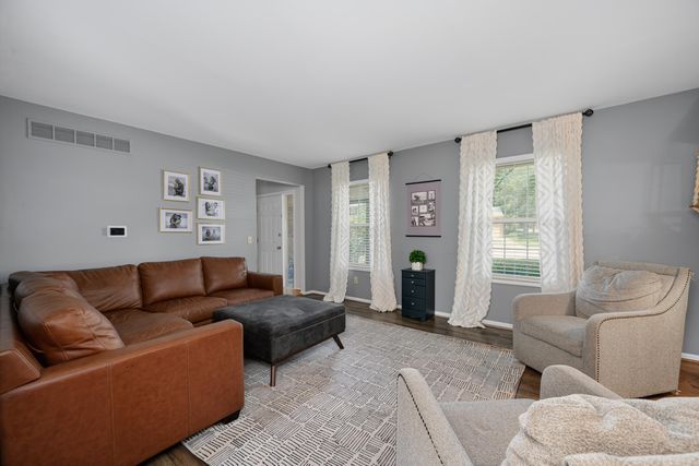 123 Lookout Farm Drive, Crestview Hills, KY 41017