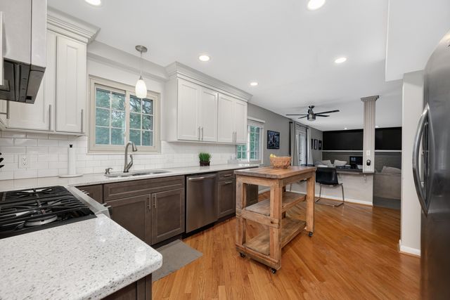 123 Lookout Farm Drive, Crestview Hills, KY 41017