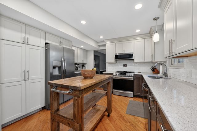 123 Lookout Farm Drive, Crestview Hills, KY 41017