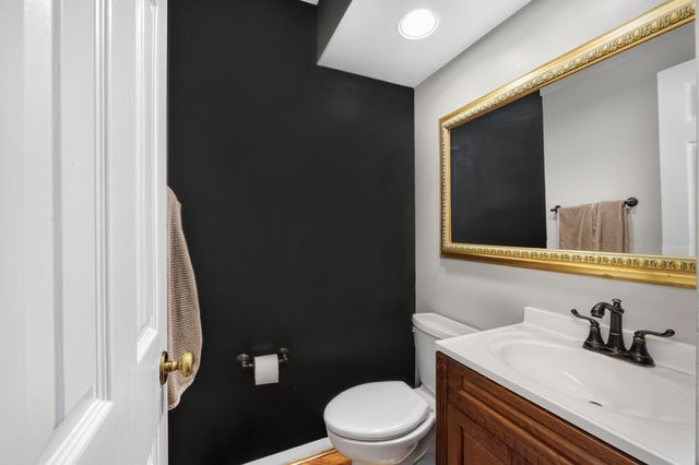 123 Lookout Farm Drive, Crestview Hills, KY 41017