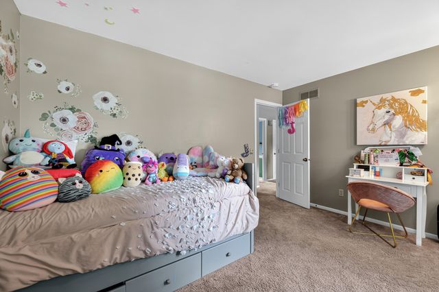 123 Lookout Farm Drive, Crestview Hills, KY 41017