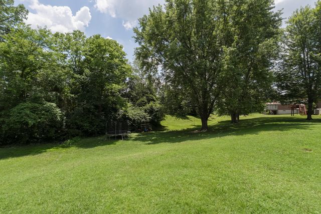 123 Lookout Farm Drive, Crestview Hills, KY 41017