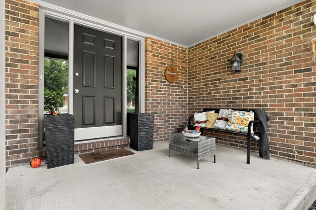 123 Lookout Farm Drive, Crestview Hills, KY 41017