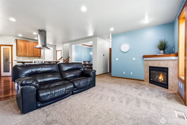 14115 172nd Place E, Puyallup, WA 98374