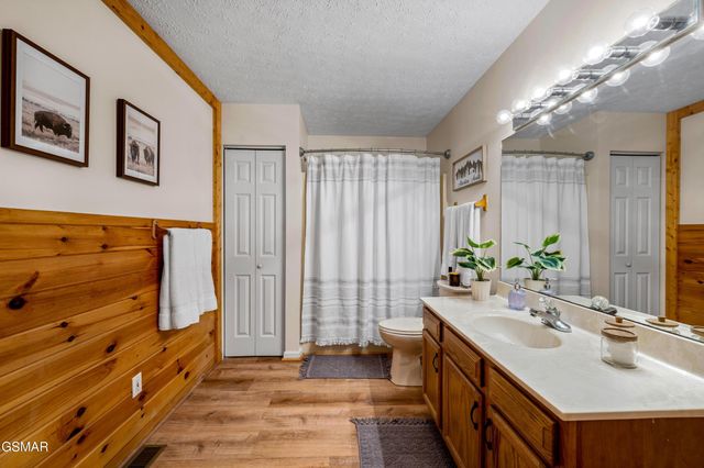 3129 Valley Home Road, Sevierville, TN 37862