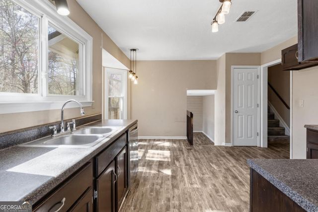 3205 Pond Ridge Trail, Snellville, GA 30078