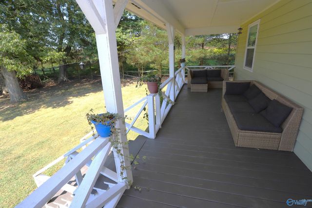 857 County Road 72, Rainsville, AL 35986