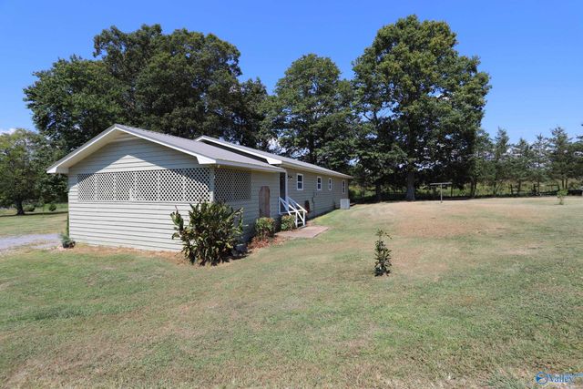 857 County Road 72, Rainsville, AL 35986
