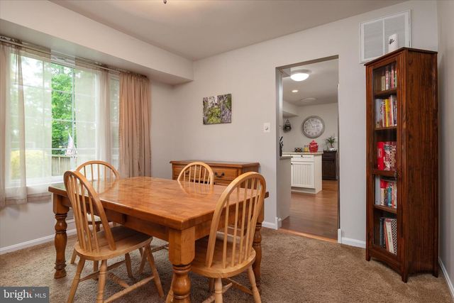 8376 ALBACORE DR, Pasadena, MD 21122