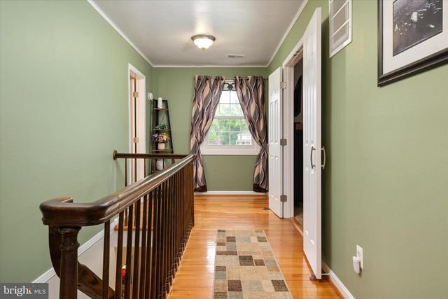 8376 ALBACORE DR, Pasadena, MD 21122