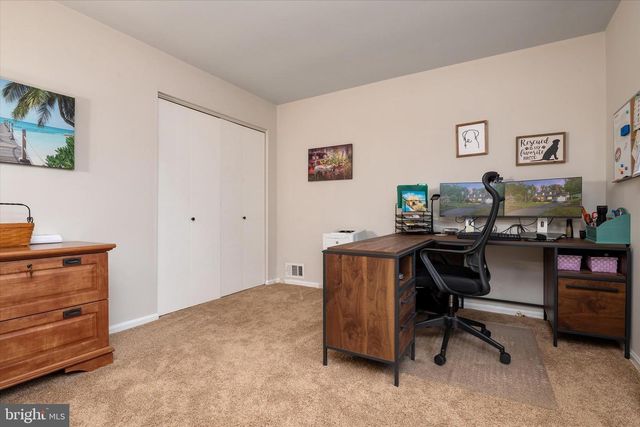 8376 ALBACORE DR, Pasadena, MD 21122