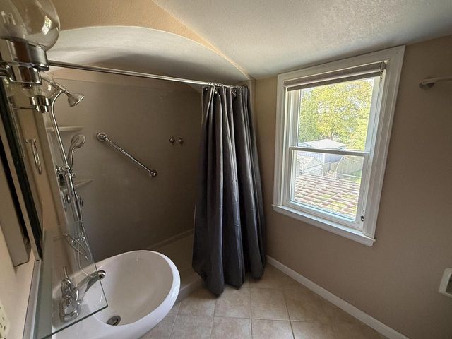 2912 Memorial DRIVE, Two Rivers, WI 54241