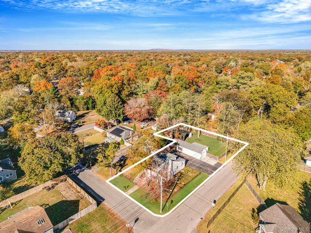 267 Dogwood Road W, Mastic Beach, NY 11951