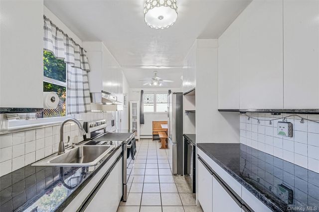 267 Dogwood Road W, Mastic Beach, NY 11951