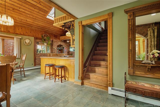 49 Iron Mountain Road, Warwick, NY 10990