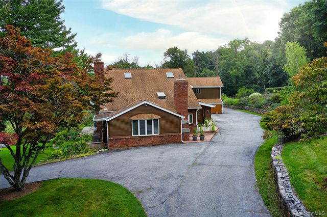 49 Iron Mountain Road, Warwick, NY 10990