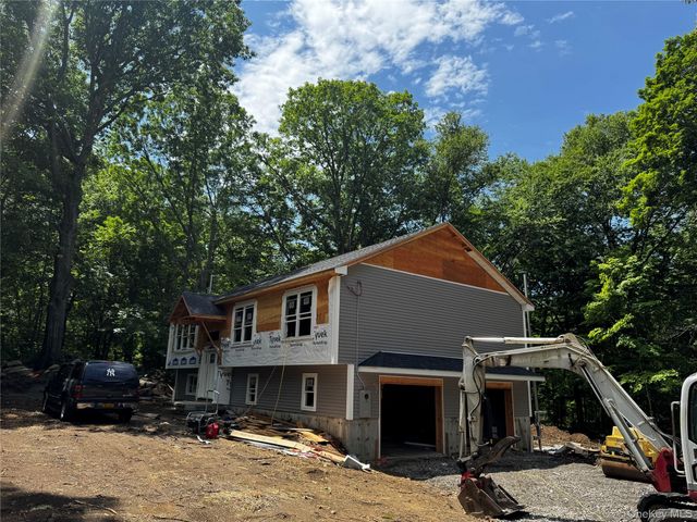 4 Webster Place, Patterson, NY 12563