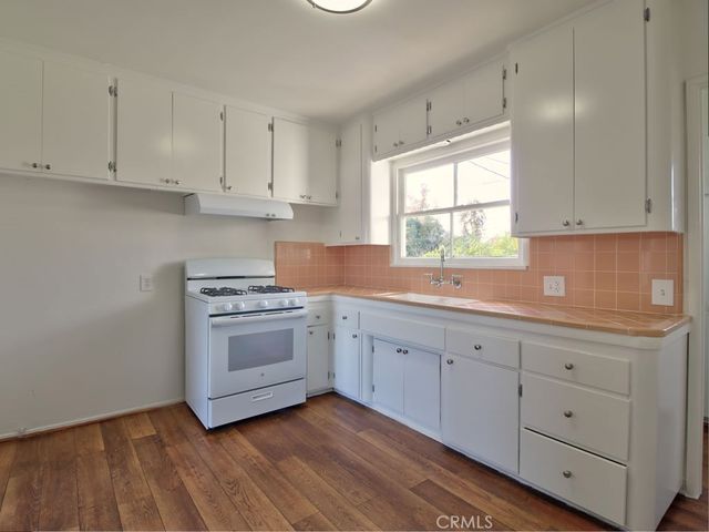 965 Capper Avenue, Pomona, CA 91767