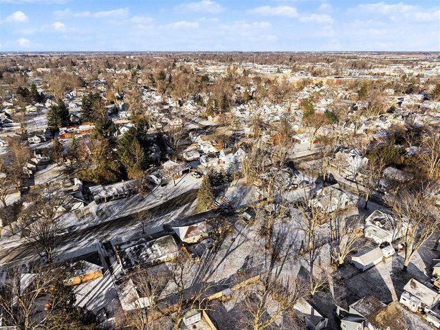 221 S Park Street, Zeeland, MI 49464