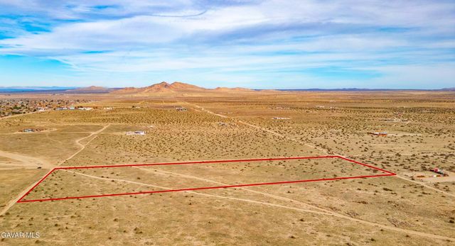 18200 E Avenue P, Lake Los Angeles, CA 93591