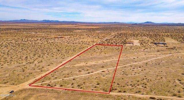 18200 E Avenue P, Lake Los Angeles, CA 93591