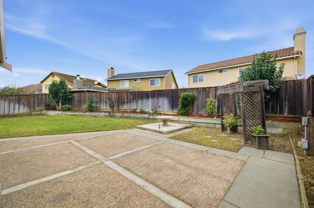 15 Cheswick Circle, Salinas, CA 93906