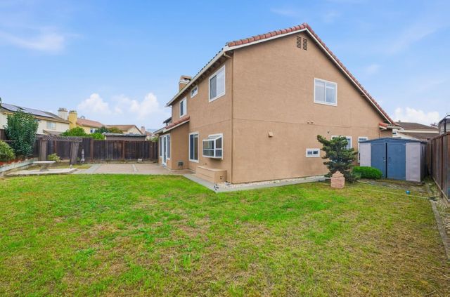 15 Cheswick Circle, Salinas, CA 93906