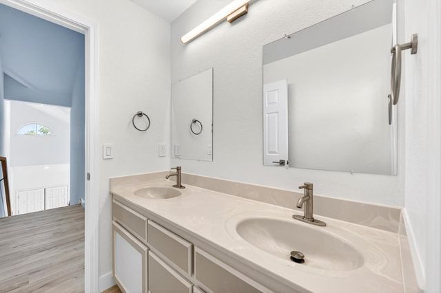 15 Cheswick Circle, Salinas, CA 93906